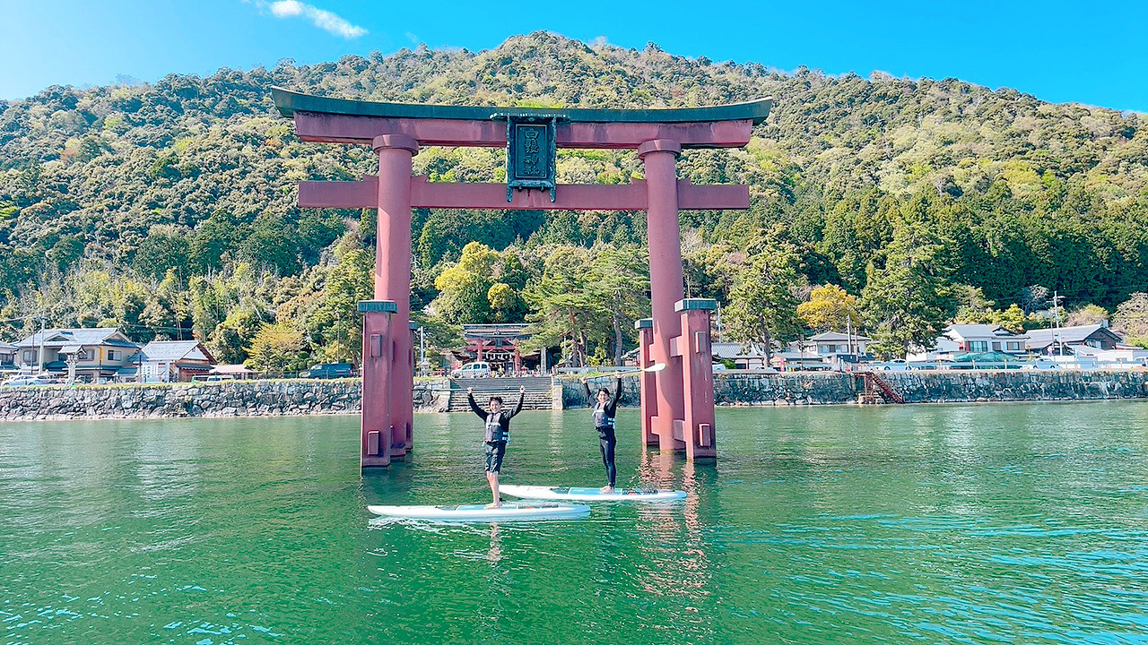 琵琶湖に浮かぶ鳥居が神秘的な 白鬚神社参拝プラン！鳥居の前で記念撮影も！